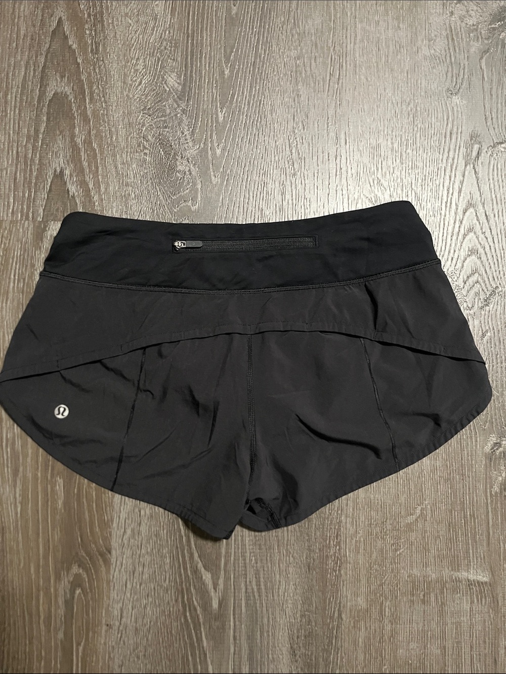 Lululemon Speed Up Short *2.5"
Black (First Release) Size 4 - Picture 5 of 7